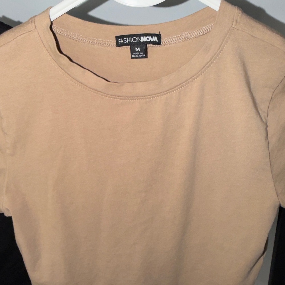 Fashion Nova Black and Tan Short Sleeve Crop Tops - Picture 4 of 6